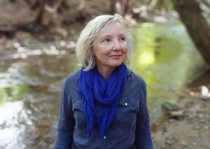 Laurie Ray Hill_hi res author photo1