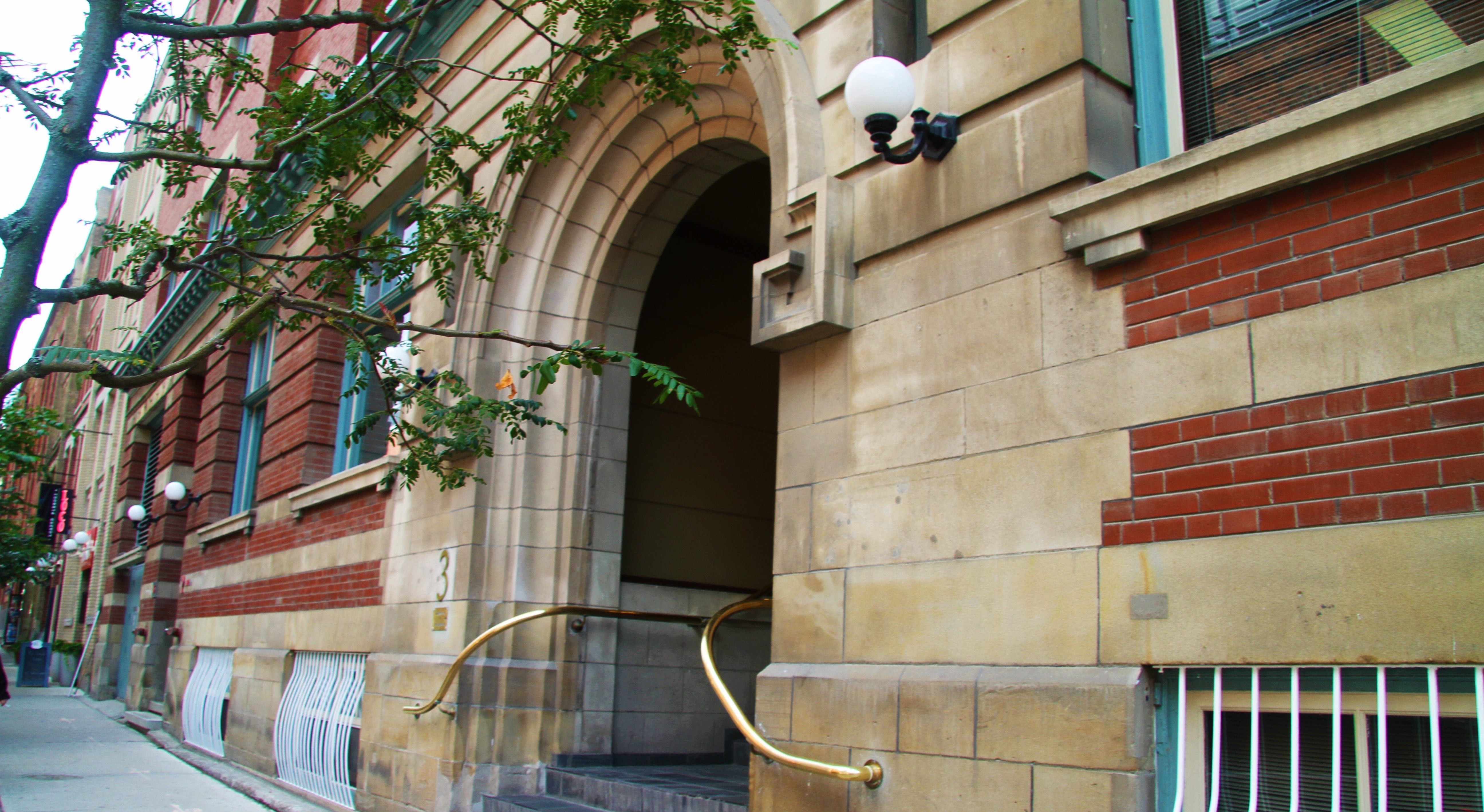 Dundurn Press' Historic Office Building Captured in Incredible 1Minute